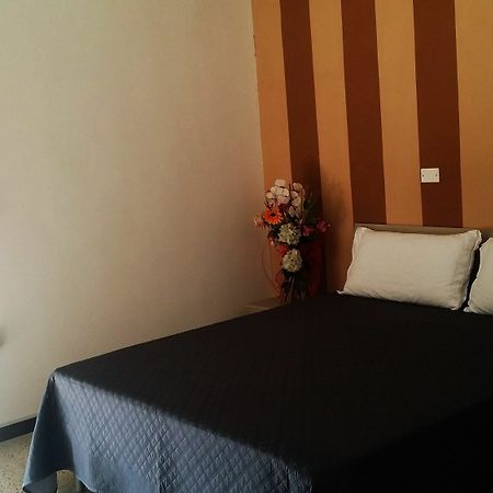 Torre Lapillo Beach Порто-Чезарео Экстерьер фото