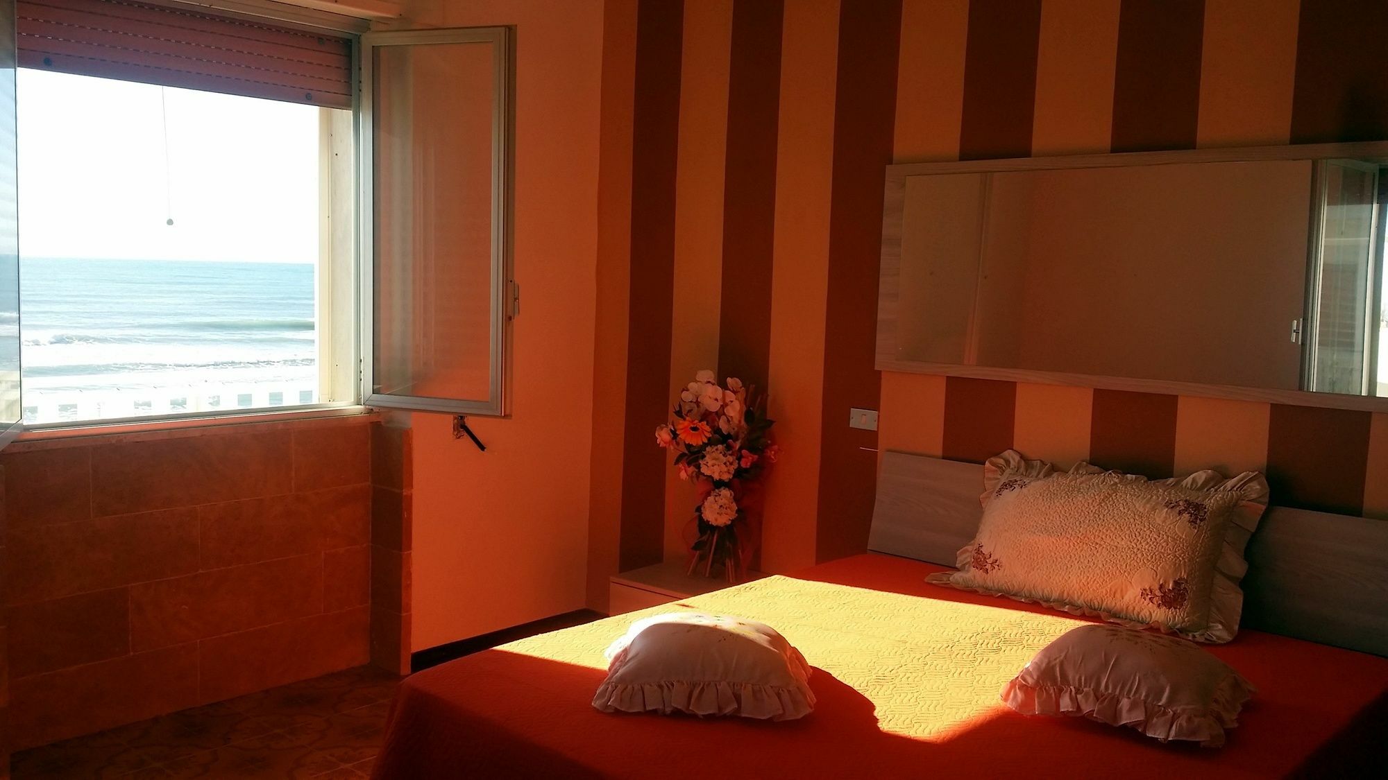 Torre Lapillo Beach Порто-Чезарео Экстерьер фото